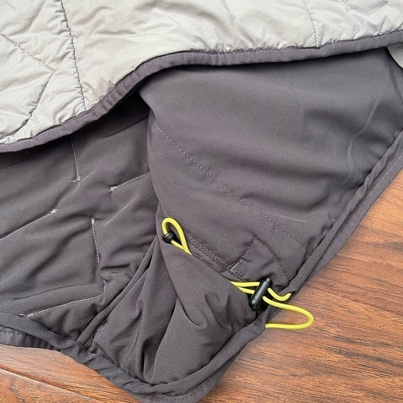 Duluth Trading Company Men’s Quilted Vest Size 2XL - Picture 4 of 5